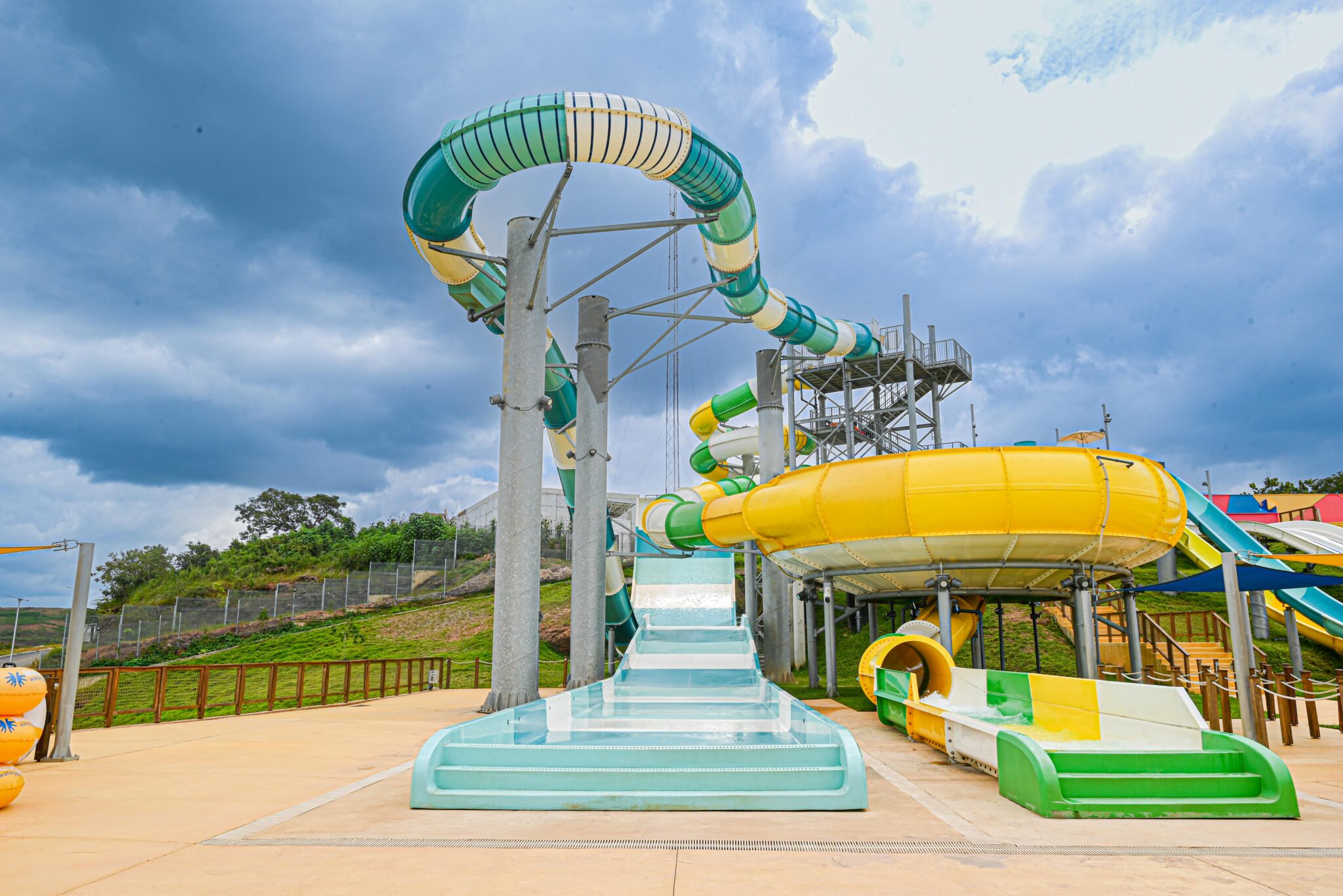 Make a Splash of Fun for the Whole Family! - Sunrise Waterpark