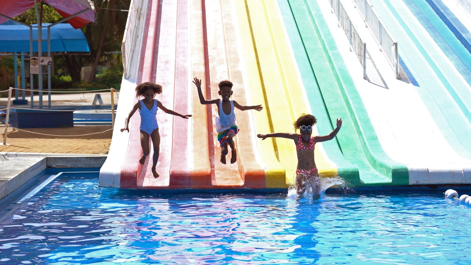 Make a Splash of Fun for the Whole Family! - Sunrise Waterpark